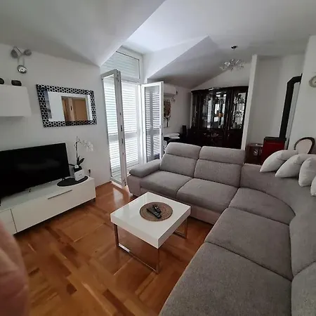 Delux Apartman Sue Апартаменти